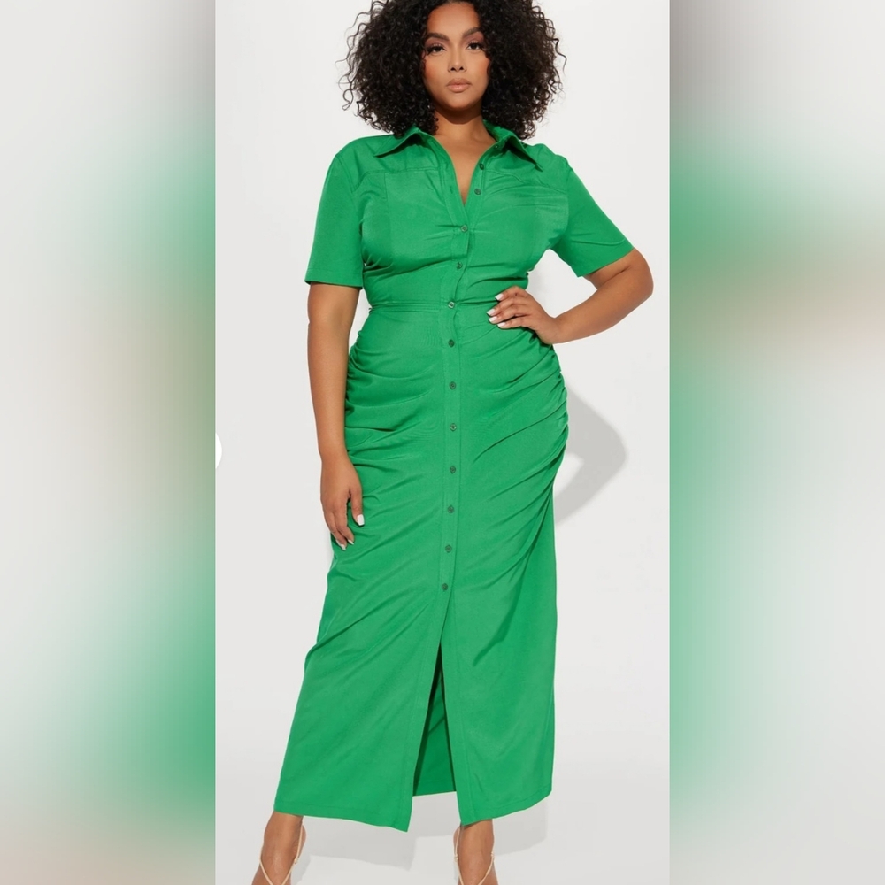 Green Ruched Bodycon Dress with Crew Neck